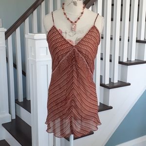 Guess brown & pink floral chiffon draped cami 🍀